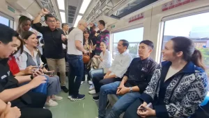 FORUM KEADILAN - Presiden Joko Widodo (Jokowi) kembali menjajal Lintas Rel Terpadu (LRT) Jabodetabek hari ini, Kamis, 10/8/2023