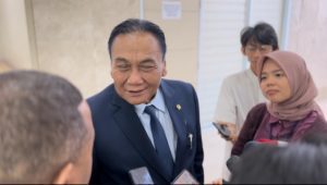 Politisi Partai Demokrasi Indonesia Perjuangan (PDIP) Bambang Wuryanto atau yang lebih dikenal sebagai Bambang Pacul saat ditemui di gedung DPR RI Senayan, Senin 25/9/2023