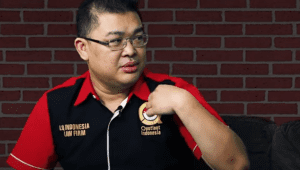 Alim Lim