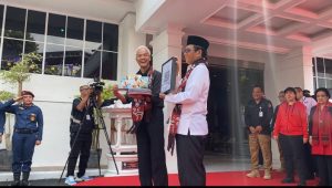 Ganjar Pranowo dan Mahfud MD resmi mendaftar sebagai calon presiden (capres) dan calon wakil presiden (cawapres) 2024-2029 ke KPU RI | Ari Kurniansyah/Forum Keadilan