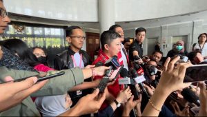 Kader-kader PSI saat memberikan keterangan usai putusan MK, Senin, 16/10/2023 | Merinda Faradianti/Forum Keadilan