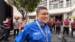 Juru Bicara Demokrat, Herzaky Mahendra Putra, saat berada di Kantor KPU, Menteng, Jakarta Pusat, Rabu, 25/10/23