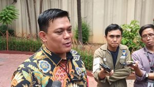 Direktur Reserse Kriminal Khusus (Direskrimsus) Polda Metro Jaya Kombes Ade Safri Simanjuntak memberikan keterangan terkait proses penyidikan kasus dugaan pemerasan terhadap SYL, di Polda Metro Jaya, Jumat, 27/10/2023 | Charlie Adolf Lumban Tobing/Forum Keadilan