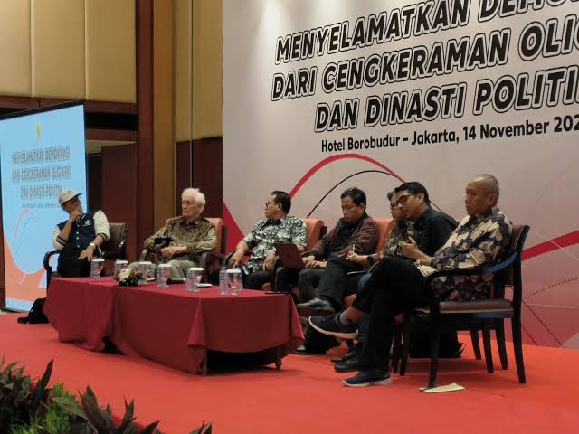 Diskusi 'Menyelamatkan Demokrasi dari Cengkeraman Oligarki dan Dinasti Politik' di kawasan Jakarta Pusat, Selasa, 14/11/2023 | ist