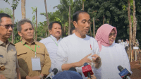 Keterangan pers Presiden Jokowi usai hadiri Gerakan Tanam Pohon Bersama di Hutan Kota JIEP kawasan industri Pulo Gadung, Jakarta Timur, Rabu, 29/11/2023 | YouTube Sekretariat Presiden
