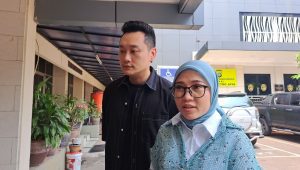 Kuasa hukum korban dugaan pelecehan terhadap finalis Miss Universe Indonesia Melisa Anggraini di Polda Metro Jaya, Jakarta, Selasa, 7/11/2023 | Ari Kurniansyah/Forum Keadilan