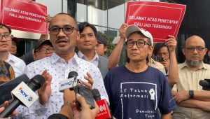 Abraham Samad memberikan keterangan di Gedung Merah Putih KPK, Jakarta Selatan, Kamis 23/11/2023 I Ari Kurniansyah/Forum Keadilan