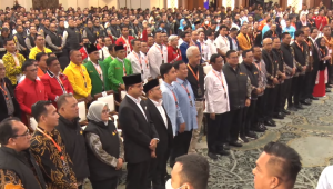 Anies-Muhaimin, Prabowo-Gibran dan Ganjar-Mahfud Teken Pakta Integritas Deklarasi Pemilu Damai 2024 dalam Rapat Koordinasi Nasional (Rakornas) Sentra Penegakan Hukum Terpadu (Gakkumdu) di Hotel Grand Sahid Jaya di Jalan Jenderal Sudirman, Jakarta Pusat, Senin, 27/11/2023. | Youtube Bawaslu RI