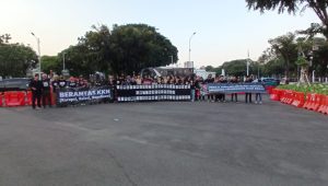 Aksi Kamisan ke 799 yang di gelar di seberang Istana Negara, Kamis 14/12/2023 | Syahrul Baihaqi/Forum Keadilan