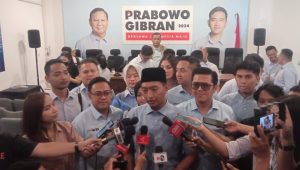 Komandan Tim Kampanye Nasional (TKN) Fanta Arief Rosyid Hasan saat memberikan keterangan, di Media Center TKN Prabowo-Gibran, Kebayoran Baru, Jakarta Selatan, Kamis, 21/12/2023 | Ari Kurniansyah/Forum Keadilan