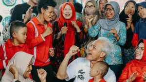 Momen calon presiden nomor urut 3 Ganjar Pranowo blusukan ke Sukoharjo, Jawa Tengah, Selasa, 26/12/2023 | Instagram @ganjarpranowo