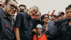 Momen calon presiden (capres) nomor urut 3, Ganjar Pranowo, kunjungan ke Taman Marakas Pondok Ungu, Babelan, Kabupaten Bekasi, Jawa Barat, Kamis, 14/12/2023 | Instagram Ganjar Pranowo