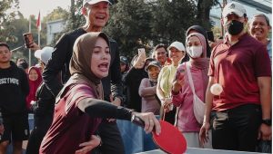 Momen calon presiden nomor urut 3 Ganjar Pranowo Siti Atikoh bersama istri CFD di Solo, Jawa Tengah, Minggu, 24/12/2023 pagi | Instagram @atikoh.s
