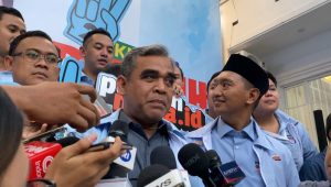 Wakil Ketua TKN Prabowo-Gibran, Ahmad Muzani saat memberikan keterangan kepada media di kantor TKN Fanta, Menteng, Jakarta Pusat, Kamis, 14/12/2023 | Ari Kurniansyah/Forum Keadilan