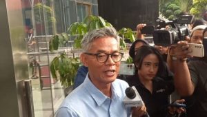 Eks komisioner KPU, Wahyu Setiawan usai menjalani pemeriksaan sebagai saksi di KPK, Kamis, 28/12/2023. | M.Hafid/Forum Keadilan