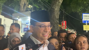 Capres nomor urut 1, Anies Baswedan, dalam acara Debat Pertama Calon Presiden (capres) Pemilu 2024 di kantor KPU Pusat, kawasan Menteng, Jakarta Pusat, Selasa 12/12/2023 | Ari Kurniansyah/Forum Keadilan
