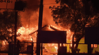 Sejumlah Bangunan Terbakar di Waena, Jayapura, Kamis, 28/12/2023 | Dok -Polda Papua