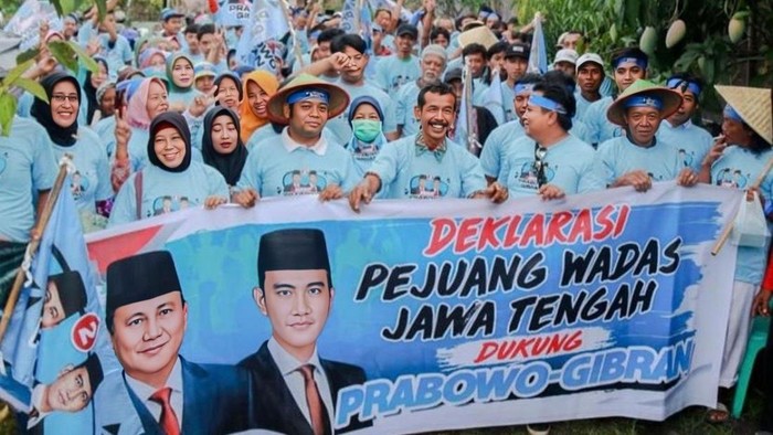 Ratusan pejuang Wadas, Jawa Tengah, menyatakan dukungannya kepada pasangan calon presiden dan calon wakil presiden (capres-cawapres) nomor urut 2, Prabowo Subianto dan Gibran Rakabuming Raka, pada Pemilihan Presiden (Pilpres) 2024 | ist