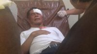 Penjabat (Pj) Gubernur Papua Ridwan Rumasukun terkena lemparan batu saat antar jenazah Lukas Enembe | ist
