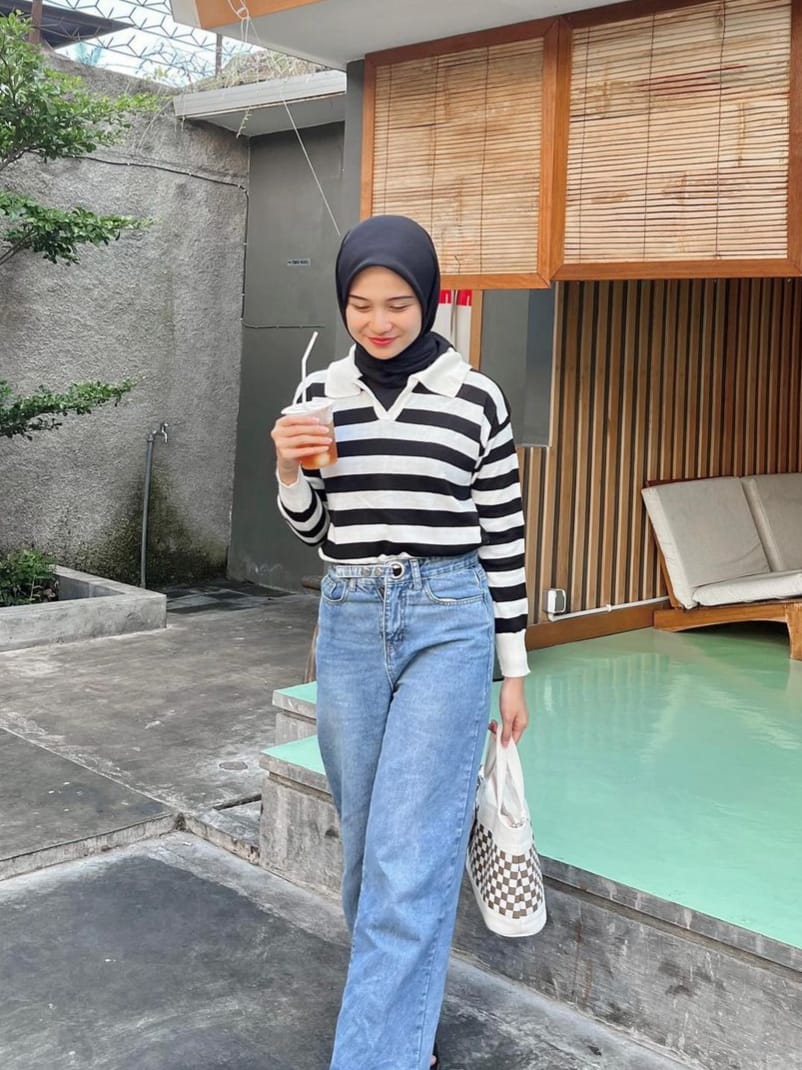 Fashion hijab ala Selebgram Amelia Andini | Instagram @ameliaandanii