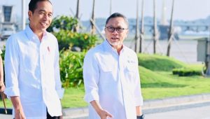 Presiden Joko Widodo (Jokowi) bersama dengan Ketua Umum (ketum) PAN Zulkifli Hasan | Instagram @zul.hasan
