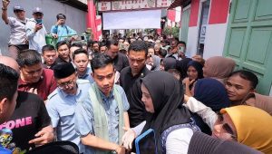 Calon wakil presiden (cawapres) nomor urut 2, Gibran Rakabuming Raka berkunjung dan berdialog dengan warga di Warakas, Jakarta Utara, Selasa, 16/1/2024 | Instagram @gibran_rakabuming