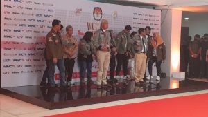Ganjar Pranowo memberikan keterangan pers usai Debat Ketiga di Istora Senayan, Jakarta Pusat, Minggu 8/1/2024. I Novia Suhari/Forum Keadilan