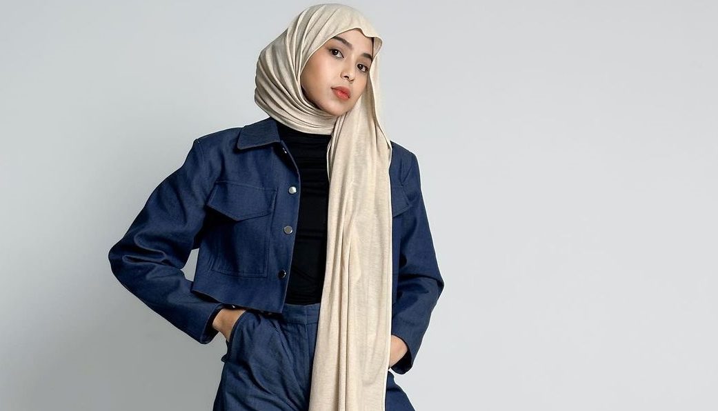 Tutorial Pashmina ‘Mleyot’ ala Seleb TikTok Sophia Khadijah