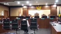 Terdakwa kasus dugaan gratifikasi dan tindak pidana pencucian uang (TPPU), Rafael Alun Trisambodo saat mengikuti sidang di Pengadilan Negeri Jakarta Pusat, Kamis, 4/1/2024 | M. Hafid/Forum Keadilan