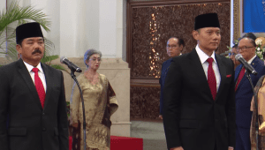 Hadi Tjahjanto dilantik sebagai Menteri Koordinator Politik, Hukum dan Keamanan (Menko Polhukam), serta Agus Harimurti Yudhoyono (AHY) dilantik sebagai Menteri Agraria dan Tata Ruang (ATR)/Kepala Badan Pertanahan Nasional (BPN)