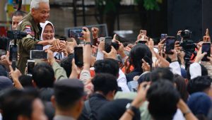 Calon presiden nomor urut 3 Ganjar Pranowo mengunjungi bantaran Sungai Musi Palembang, Sumatra Selatan, Jumat, 2/2/2024 | ist