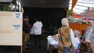 Pembukaan TPS 47 di Petamburan, Tanah Abang, Jakarta Pusat, Rabu 14/2/2024. | Syahrul Baihaqi/Forum Keadilan