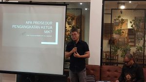 Koordinator Amicus Constituere Harjo Winoto saat memberikan keterangan, Kuningan, Jakarta Selatan, 16/2/2024 | Syahrul Baihaqi/Forum Keadilan