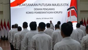 Sebanyak 78 pegawai Komisi Pemberantasan Korupsi (KPK) menjalani sanksi permintaan maaf secara langsung di Gedung Juang KPK, Jakarta Selatan, Senin, 26/2/2024 | Dok. KPK