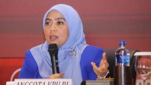 Anggota KPU Betty Epsilon Idroos | Instagram @kpu_ri