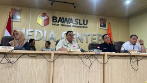 Bawaslu RI saat konferensi pers di kantor Bawaslu, Jakarta Pusat, Kamis, 15/2/2024. I M.Hafid/Forum Keadilan