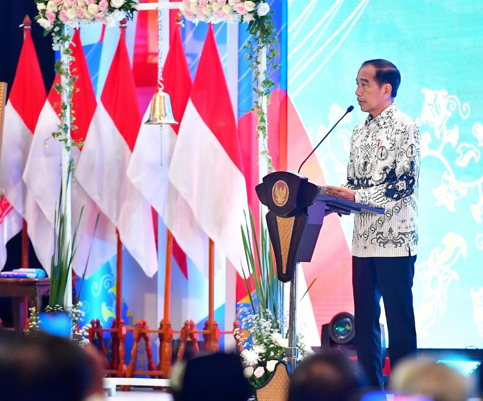 Presiden Joko Widodo (Jokowi) bicara soal maraknya kasus perundungan atau bullying di sekolah dalam Kongres XXIII PGRI, di Grand Sahid, Jakarta Pusat, Sabtu, 2/3/2024. | Dok Akun X/Twitter @jokowi