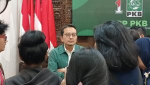 Wasekjen PKB, Syaiful Huda, saat berbincang dengan wartawan, Senin, 4/3/2024. I Syahrul Baihaqi/Forum Keadilan