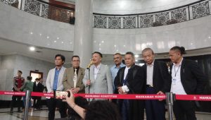 Tim hukum Prabowo dan Gibran usai sidang sengketa Pilpres, Senin, 1/4/2024 | Syahrul Baihaqi/Forum Keadilan