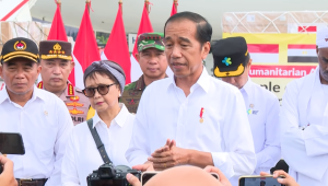 Presiden Jokowi saat memberikan keterangan pers di Lanud Halim Perdanakusuma, Jakarta Timur, Rabu, 3/4/2024 | YouTube Sekretariat Presiden