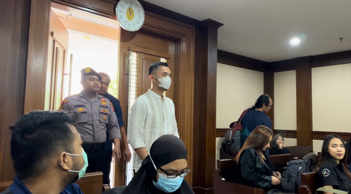 Suami Pedangdut Zaskia Gotik Diperiksa Kasus Korupsi Pembangunan Gereja Kingmi Mile 32