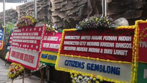 Karangan bunga ini datang menjelang pembacaan putusan perkara perselisihan hasil pemilihan umum (PHPU) Pilpres 2024 yang akan digelar pada Senin, 22/4/24. | Syahrul Baihaqi/Forum Keadilan