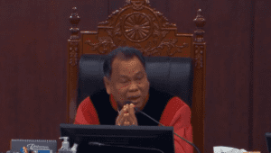 Hakim Konstitusi Arief Hidayat dalam sidang sengketa Perselisihan Hasil Pemilihan Umum (PHPU) Pilpres 2024 yang digelar di Gedung Mahkamah Konstitusi (MK), Jakarta Pusat, Rabu, 3/4/2024 | YouTube KPU
