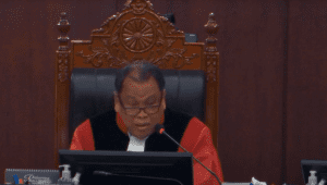 Hakim Konstitusi Arief Hidayat dalam sidang sengketa Perselisihan Hasil Pemilihan Umum (PHPU) Pilpres 2024 di Gedung MK, Jakarta Pusat, Kamis, 4/4/2024 | YouTube Mahkamah Konstitusi RI