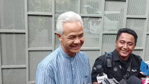 Capres nomor urut 3 Ganjar Pranowo usai menemui Ketua Umum PDIP Megawati Soekarno Putri di Teuku Umar, Jakarta Pusat, Selasa, 16/4/2024 | M. Hafid/Forum Keadilan