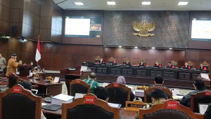 Sidang sengketa Perselisihan Hasil Pemilihan Umum (PHPU) Pilpres 2024 yang dilangsungkan di Gedung Mahkamah Konstitusi, Jakarta Pusat, Senin, 1/4/2024 | Syahrul Baihaqi/Forum Keadilan