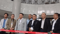 Tim hukum Prabowo dan Gibran usai sidang sengketa Pilpres, Senin, 1/4/2024 | Syahrul Baihaqi/Forum Keadilan