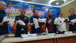 Direktorat Jenderal Bea Cukai dan Bareskrim Polri berhasil mengungkap dua kasus jaringan narkotika internasional yang berasal dari Belgia dan Belanda di Indonesia.