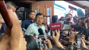 Wakil Presiden ke-10 dan 12 Republik Indonesia (RI) Jusuf Kalla (JK) di Pengadilan Tindak Pidana Korupsi (Tipikor), Jakarta Pusat, Kamis, 16/5/2024 | Ari Kurniansyah/Forum Keadilan