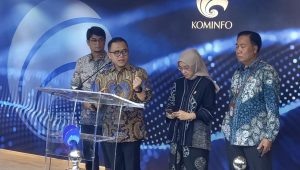 Menteri Pendayagunaan Aparatur Negara dan Reformasi Birokrasi (Menpan RB) Abdullah Azwar Anas saat konferensi di Gedung Kominfo, Jakarta Pusat, Jumat, 3/5/2024. | M.Hafid/Forum Keadilan